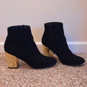 Sleek black suede boots with shiny gold heel!